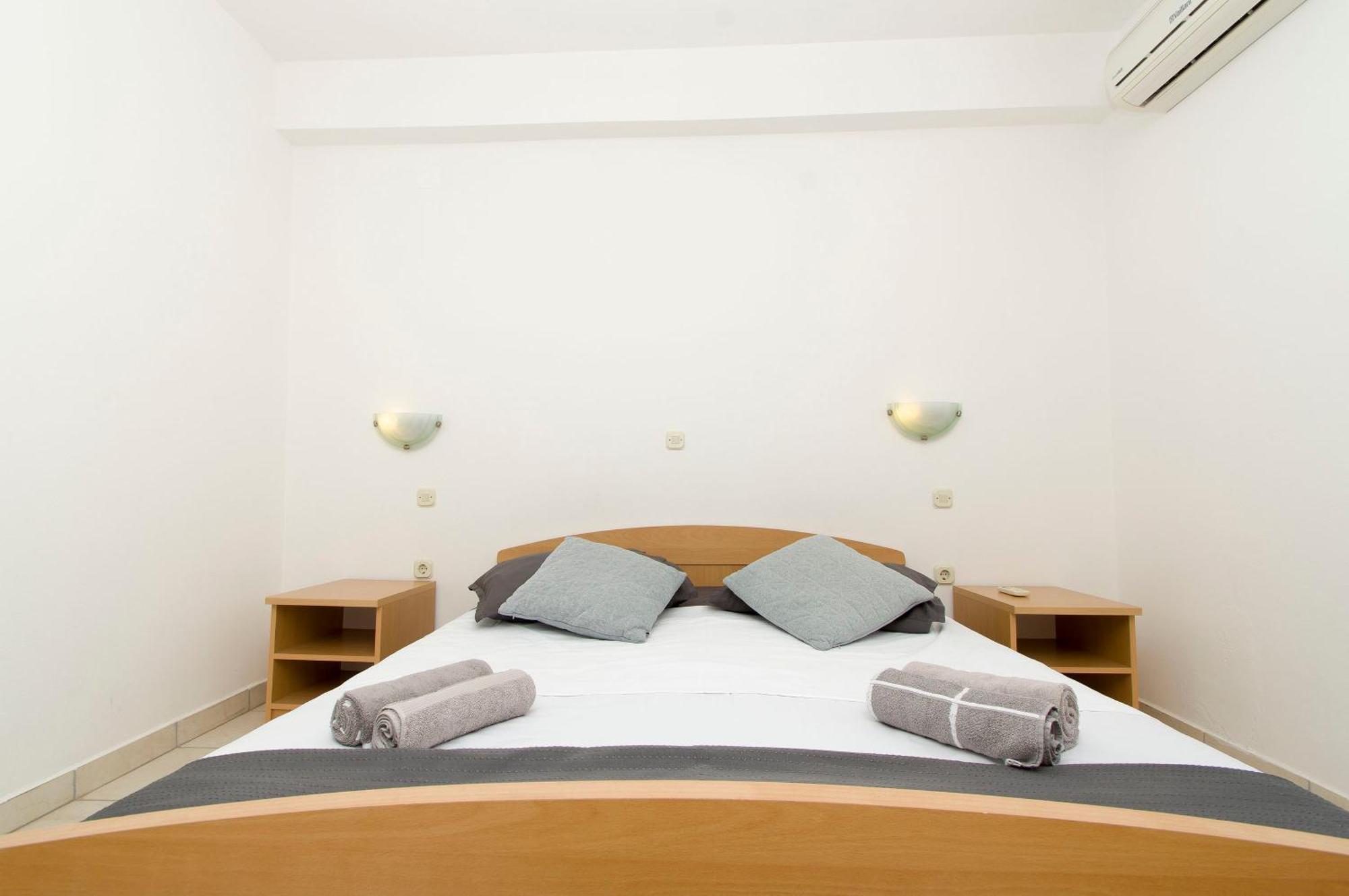 Apartments Vela Luka Extérieur photo