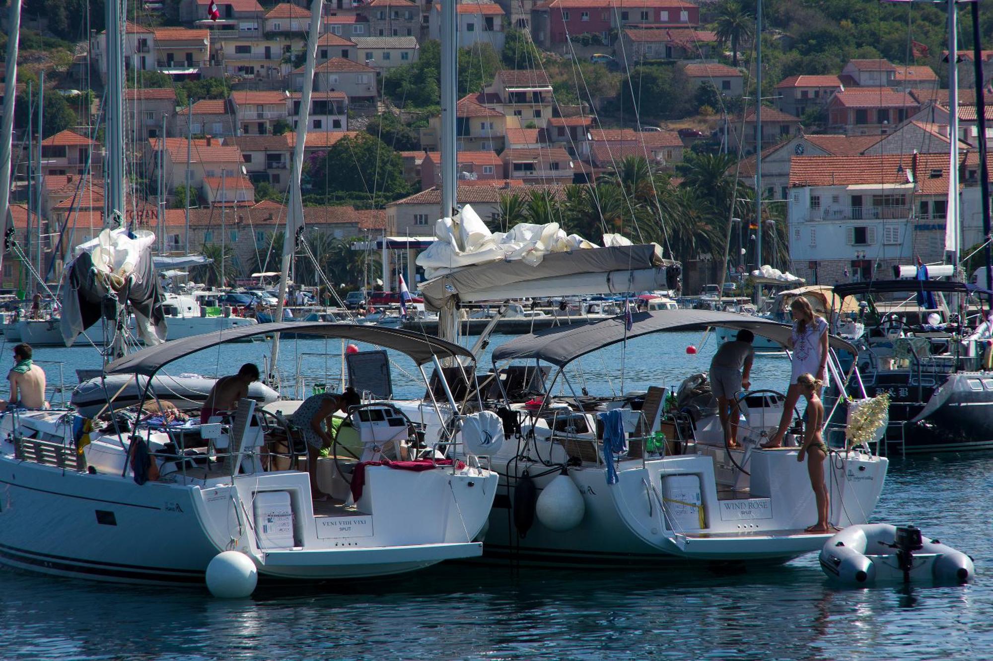 Apartments Vela Luka Extérieur photo