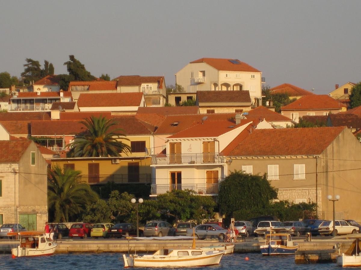 Apartments Vela Luka Extérieur photo
