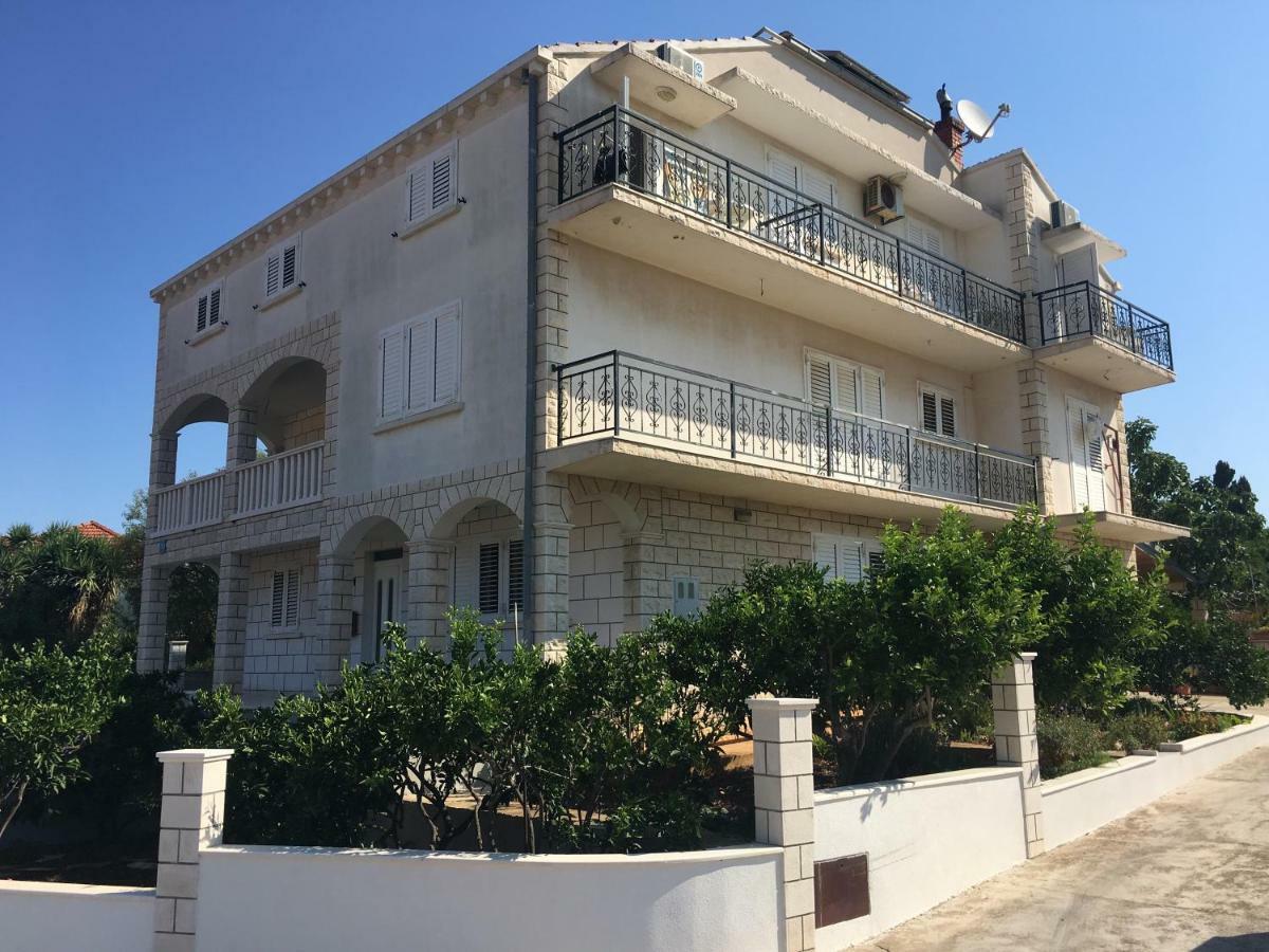 Apartments Vela Luka Extérieur photo